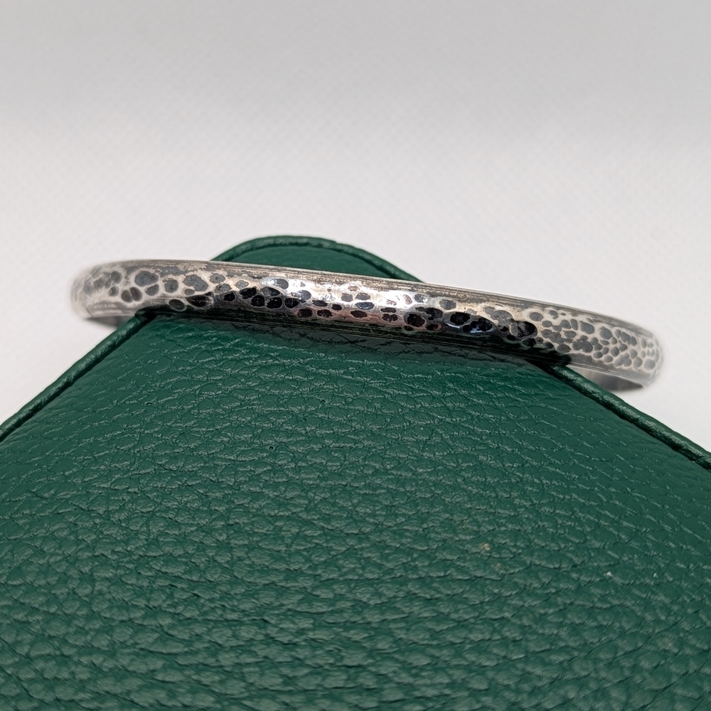 ✨ Classic Sterling Silver Hammered Bangle Bracelet ✨